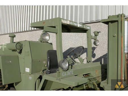 Terrängtruck 2002  Case M4K Ex-army (17)