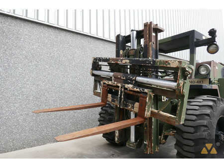 Terrängtruck 2002  Case M4K Ex-army (17)