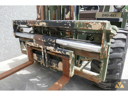 Terrängtruck 2002  Case M4K Ex-army (18)