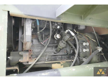 Terrängtruck 2002  Case M4K Ex-army (25)