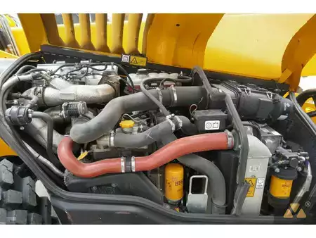 Manipulador fijo 2022  JCB 560-80 IND (29)