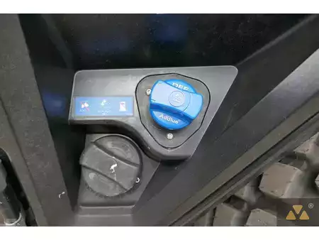 Manipulador fijo 2022  JCB 560-80 IND (37)
