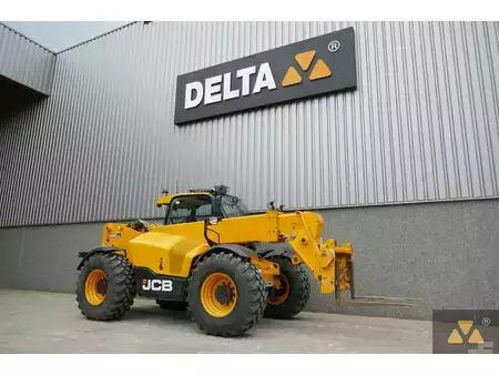 Manipulador fijo 2022  JCB 560-80 IND (8)