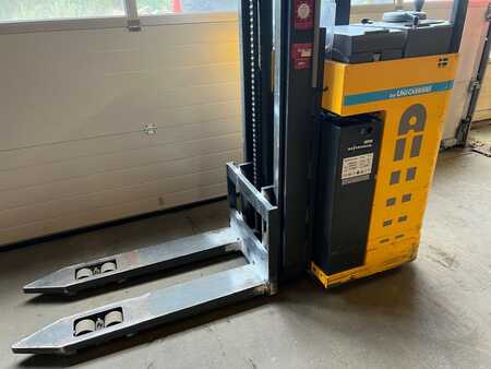 Stackers Stand-on 2016  Atlet A/160STJN420 (13)
