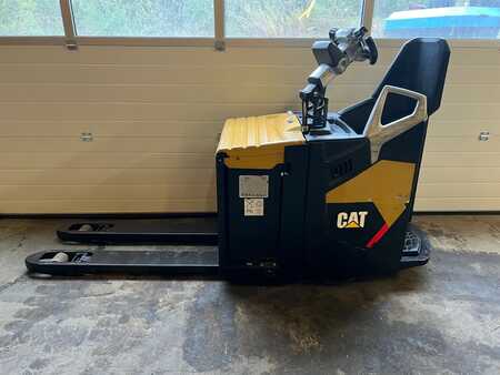 Nízkozdvižný vozík 2016  CAT Lift Trucks NPF25N2 (1)