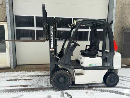 Diesel Forklifts 2015  Unicarriers Y1D2A25Q (2)