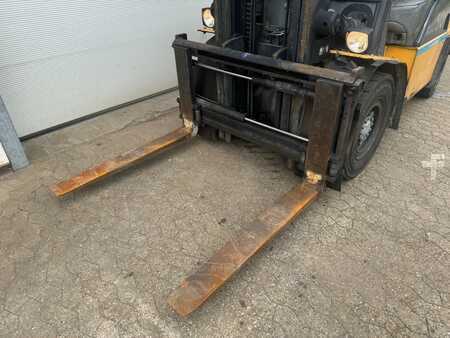 Diesel Forklifts 2013  Unicarriers DG1F4E50Y (15)