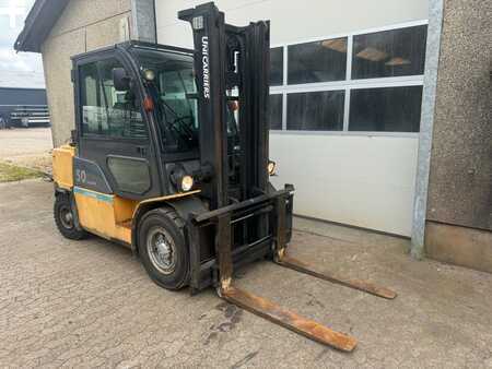 Diesel Forklifts 2013  Unicarriers DG1F4E50Y (2)