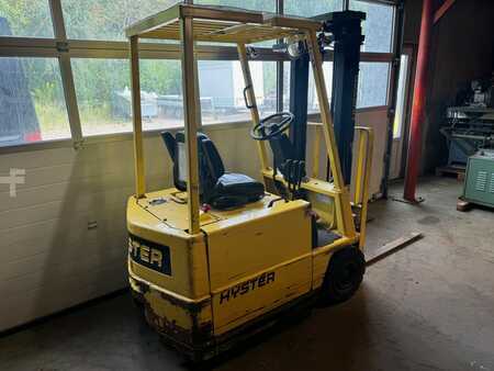 Eléctrica de 3 ruedas 2005  Hyster A1.25XL (2)