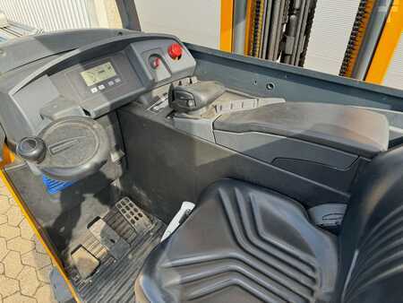 Reach Truck 2011  Jungheinrich ETV C 16 Solid tyres. / Outdoor use possible. (11)