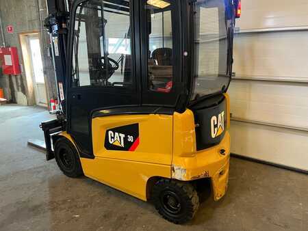 Elektromos 4 kerekű 2016  CAT Lift Trucks EP30CN (7)