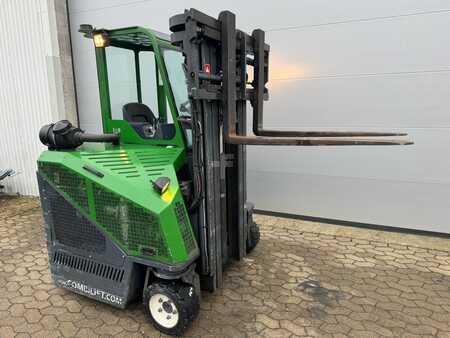 Vierweg reachtrucks 2008  Combilift C2500CB 2938 Hrs. Triplex. (7)