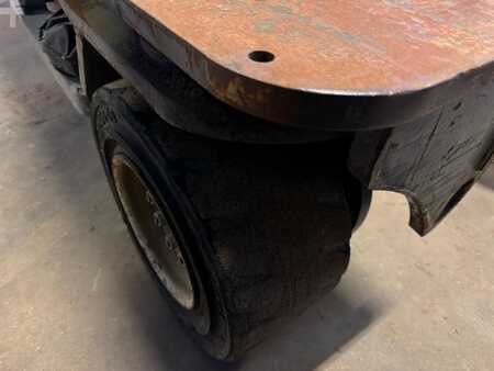 Carelli retrattili 4 vie 2005  Combilift C4000 Diesel (18)