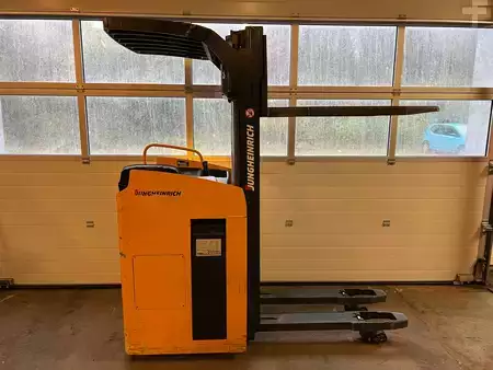 Wózek wysokiego podnoszenia 2010  Jungheinrich ESC 216z (12)