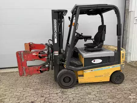 Eléctrica de 4 ruedas 2014  Atlet 1Q2L25T (5)