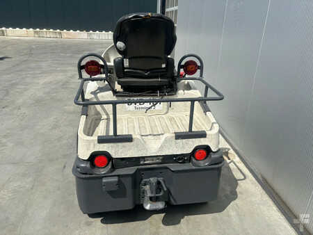 4-wiel elektrische heftrucks 2010  Still Electro Trekker R06 (4)