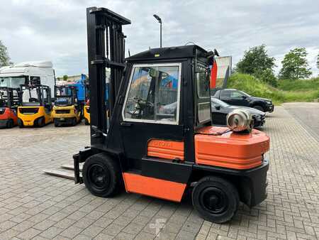 Carrello elevatore a gas 1992  Toyota 5FG35E (3)