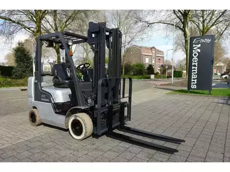 Gas truck 2006  Nissan 2.5 Heftruck (5)