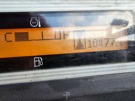 LPG VZV 2013  Nissan Heftruck U1D2A18LQ (11)