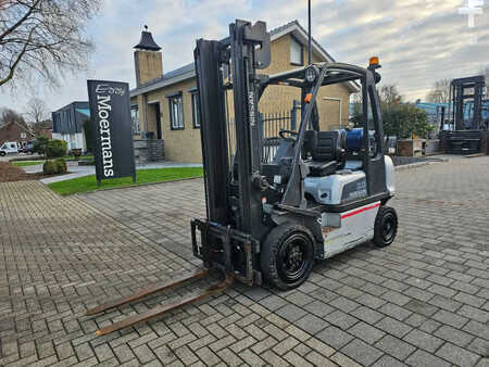 LPG VZV 2013  Nissan Heftruck U1D2A18LQ (4)