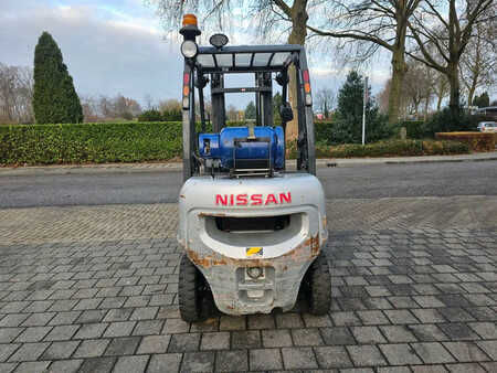 LPG VZV 2013  Nissan Heftruck U1D2A18LQ (6)