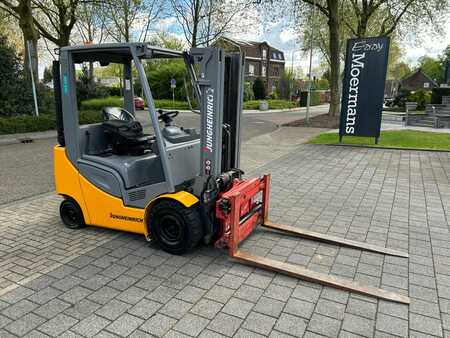 Diesel Forklifts 2017  Jungheinrich DFG320s (6) 