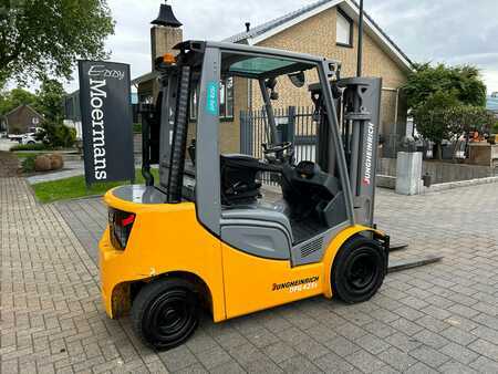 Diesel Forklifts 2017  Jungheinrich DFG425s  (5)