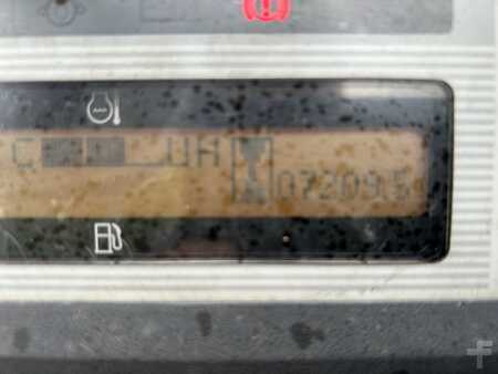 Treibgasstapler 2011  Nissan P1D1A18LQ LPG (10)