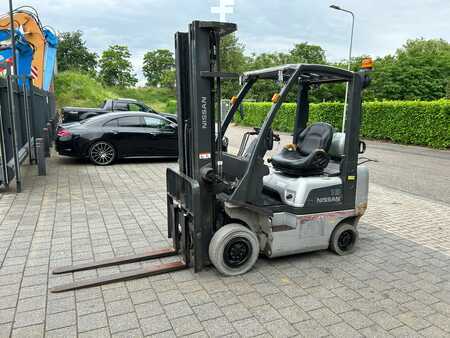 LPG Forklifts 2011  Nissan P1D1A18LQ LPG (2)