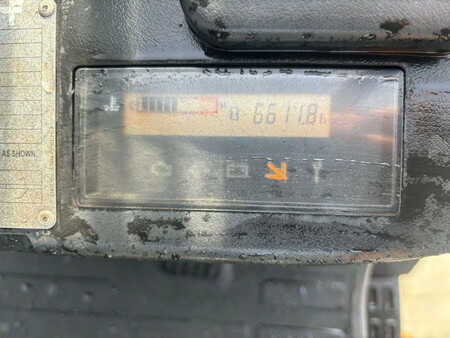 LPG VZV 2013  Toyota Heftruck 02-8FGF18 (7)