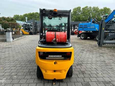 Gas gaffeltruck 2019  Jungheinrich TFG425 LPG (4)