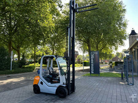 Dieselstapler 2012  Still Heftruck RX70-25 (10)