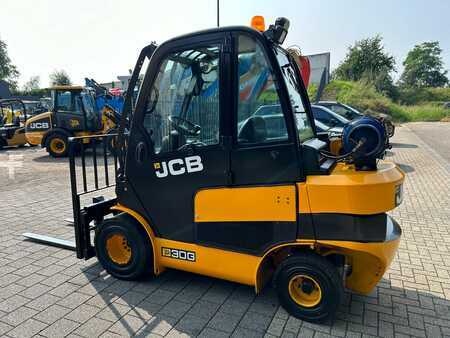 LPG Forklifts 2016  JCB TLT30G Tele (3)