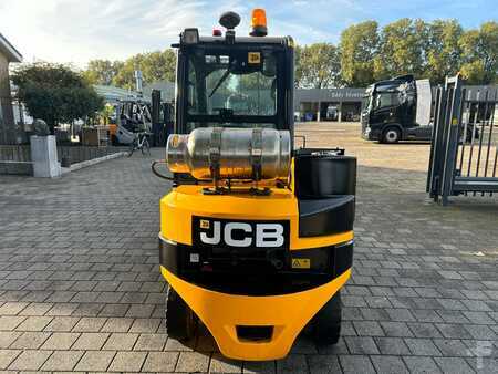 LPG heftrucks 2016  JCB TLT30G Tele (4)