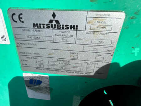 Treibgasstapler 2012  Mitsubishi FG40N Heftruck (9)