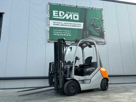 Dieselstapler 2012  Still Heftruck RX 70-25 Diesel (1)