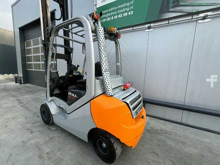 Dieselstapler 2012  Still Heftruck RX 70-25 Diesel (6)