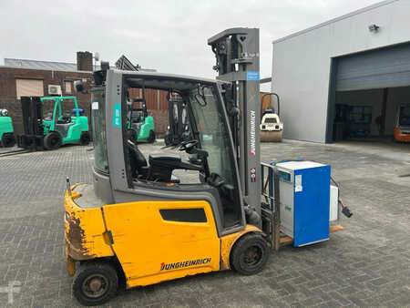 Elektro 4 Rad 2019  Jungheinrich Heftruck EFG 320 (4)