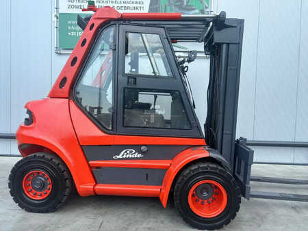 Chariots élévateurs diesel 2006  Linde Heftruck Diesel H80D-03 (2)