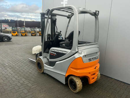Elektro 4 Rad 2013  Still Heftruck RX60-25 (2)