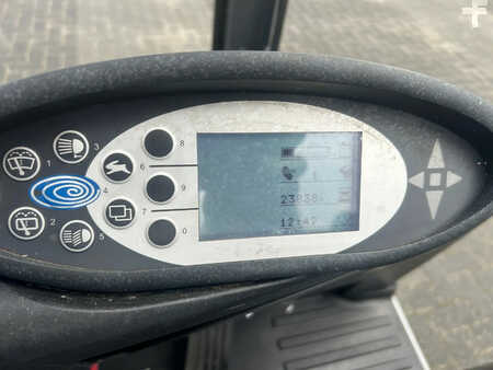 Elektro 4 Rad 2013  Still Heftruck RX60-25 (6)