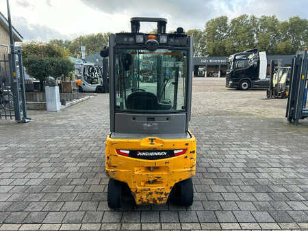 Elektro 4 Rad 2019  Jungheinrich Heftruck EFG320SP (5)