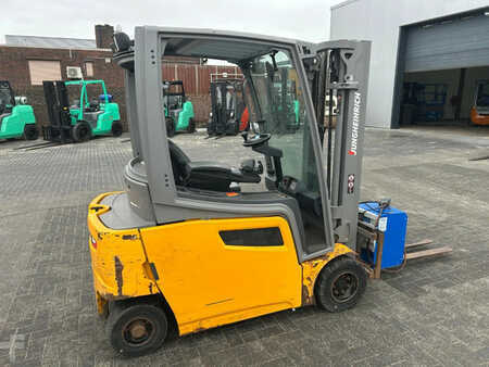 Elektro 4 Rad 2018  Jungheinrich Heftruck EFG 320 (2)