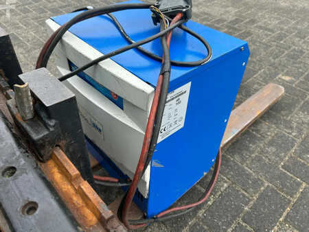 Elektro 4 Rad 2018  Jungheinrich Heftruck EFG 320 (8)