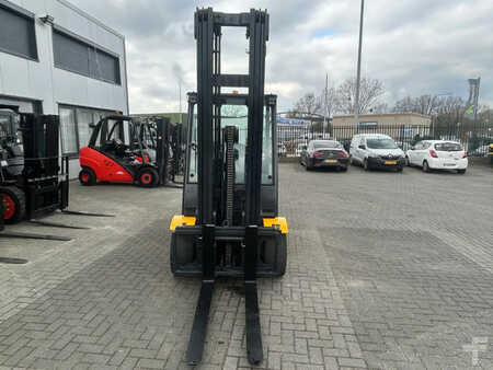 Dieselstapler 2014  Jungheinrich Heftruck Diesel (6)