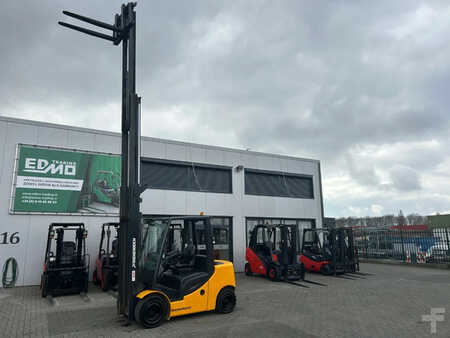 Dieselstapler 2014  Jungheinrich Heftruck Diesel (8)
