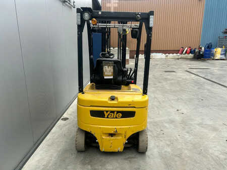Elektromos 4 kerekű 2013  Yale ERP16VF Heftruck (4)