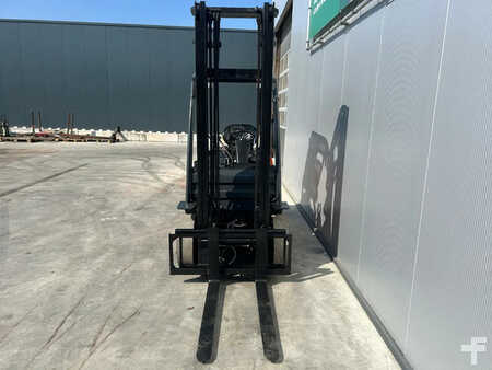 Dieselstapler 2009  Toyota 8FDF20 Heftruck (5)