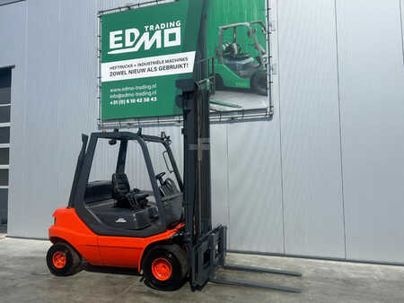 Diesel Forklifts 2002  Linde Heftruck H30D (2)