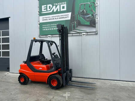 Diesel Forklifts 1997  Linde Heftruck H30D (2)